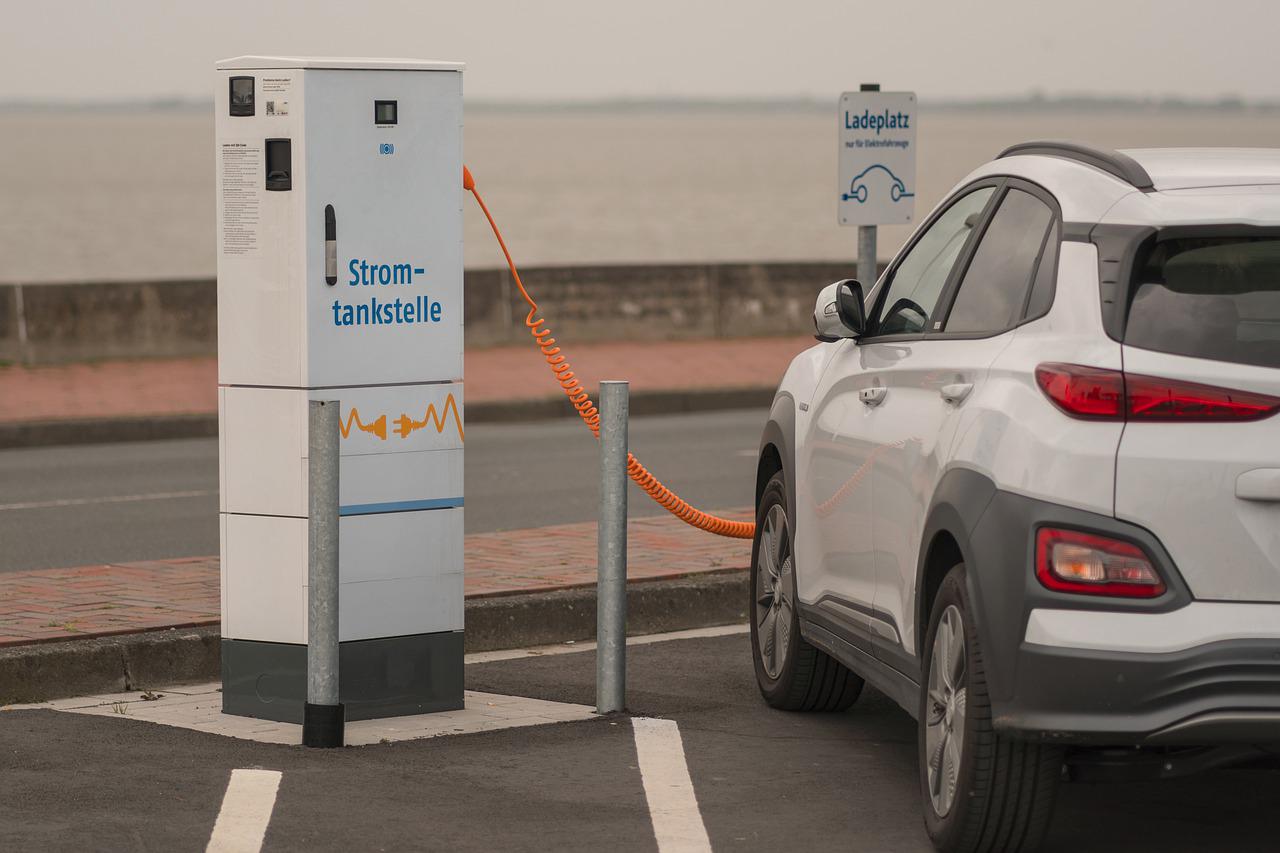Parkgebührenbefreiung für Elektrofahrzeuge seit dem 01.04.2025